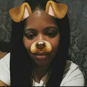 Meet your Posher, Latoya