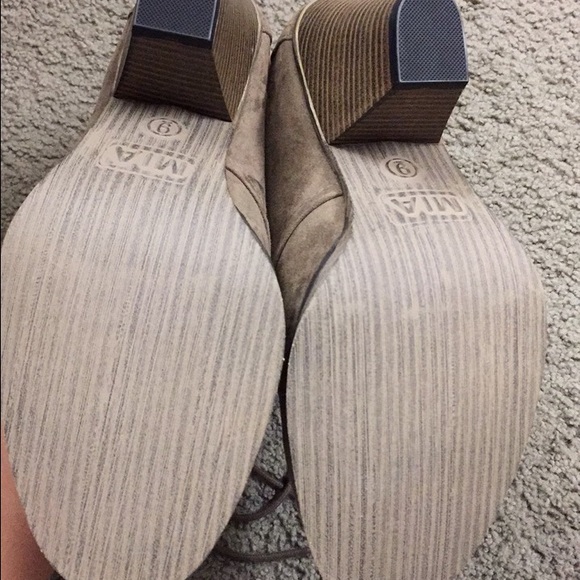 Booties - Picture 3 of 3