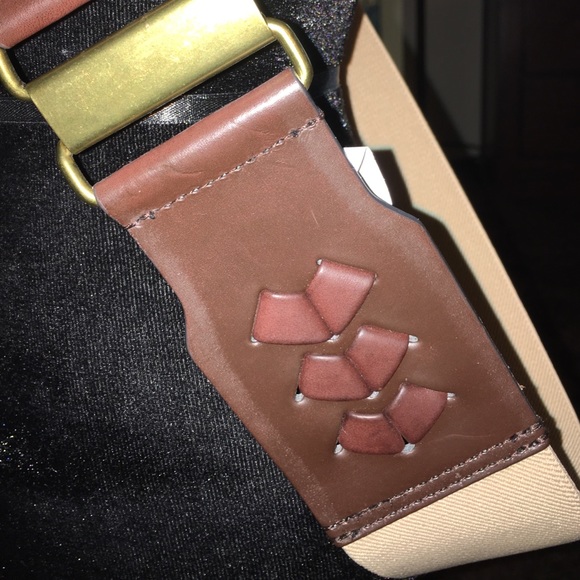 NWT Medium tan belt - Picture 2 of 7