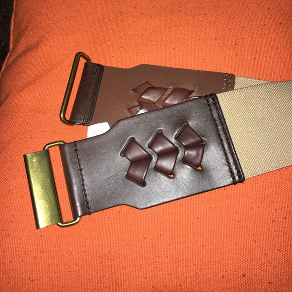 NWT Medium tan belt - Picture 3 of 7