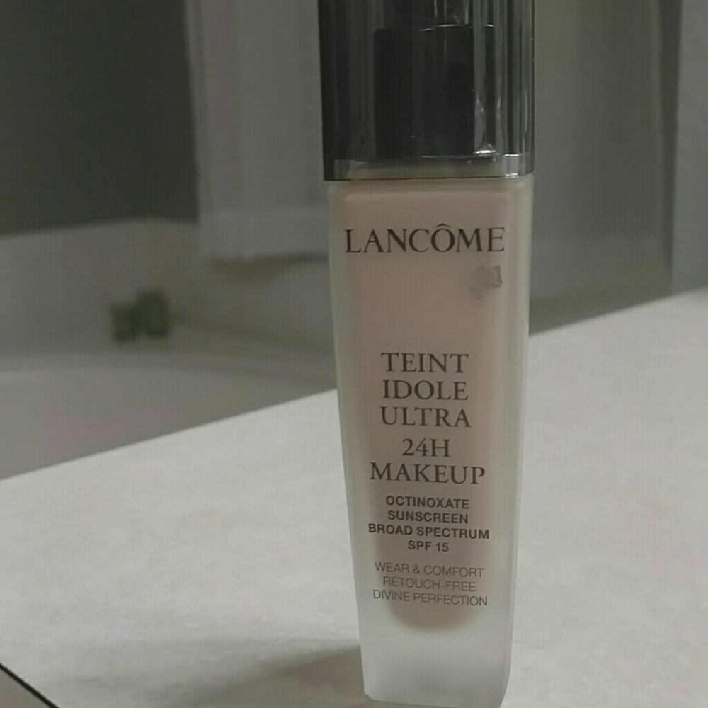 Lancome Idole Ultra 24H makeup