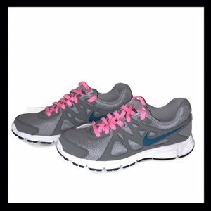 NWOT-Nike Women's Revolution 2 Running Shoes