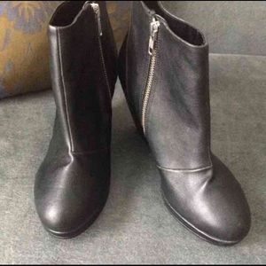 H&M wedge booties sz 7