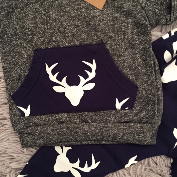 RESTOCK Baby Toddler Deer Print Track Suit 2pc - Picture 3 of 4