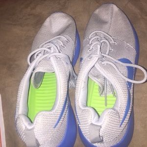 Brand New Roshe (without the box)