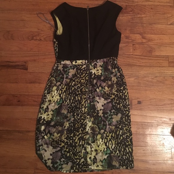 Dress - Picture 3 of 3