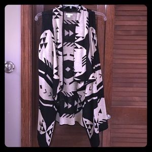 Xhilaration Aztec Print Vest Sz XS