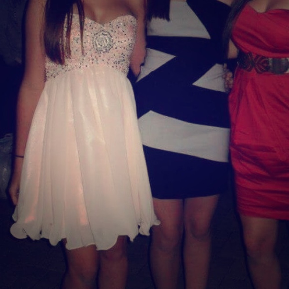 Light Pink mini Prom dress