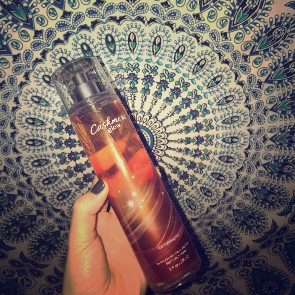 Bath and body works cashmere glow body mist