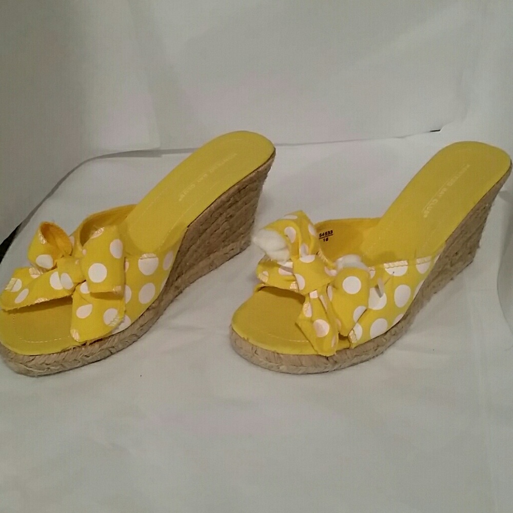 Montego Bay Club Women Sandal Shoes