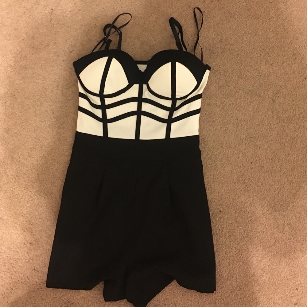 Small black and white romper