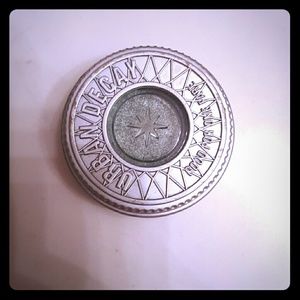 Urban decay green goddess eyeshadow