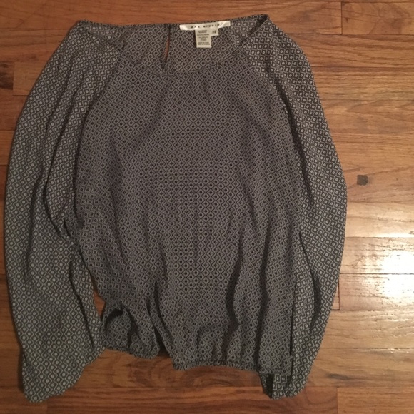 Shirt - Picture 1 of 3