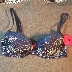 NWT blue & white floral push-up bra 32C