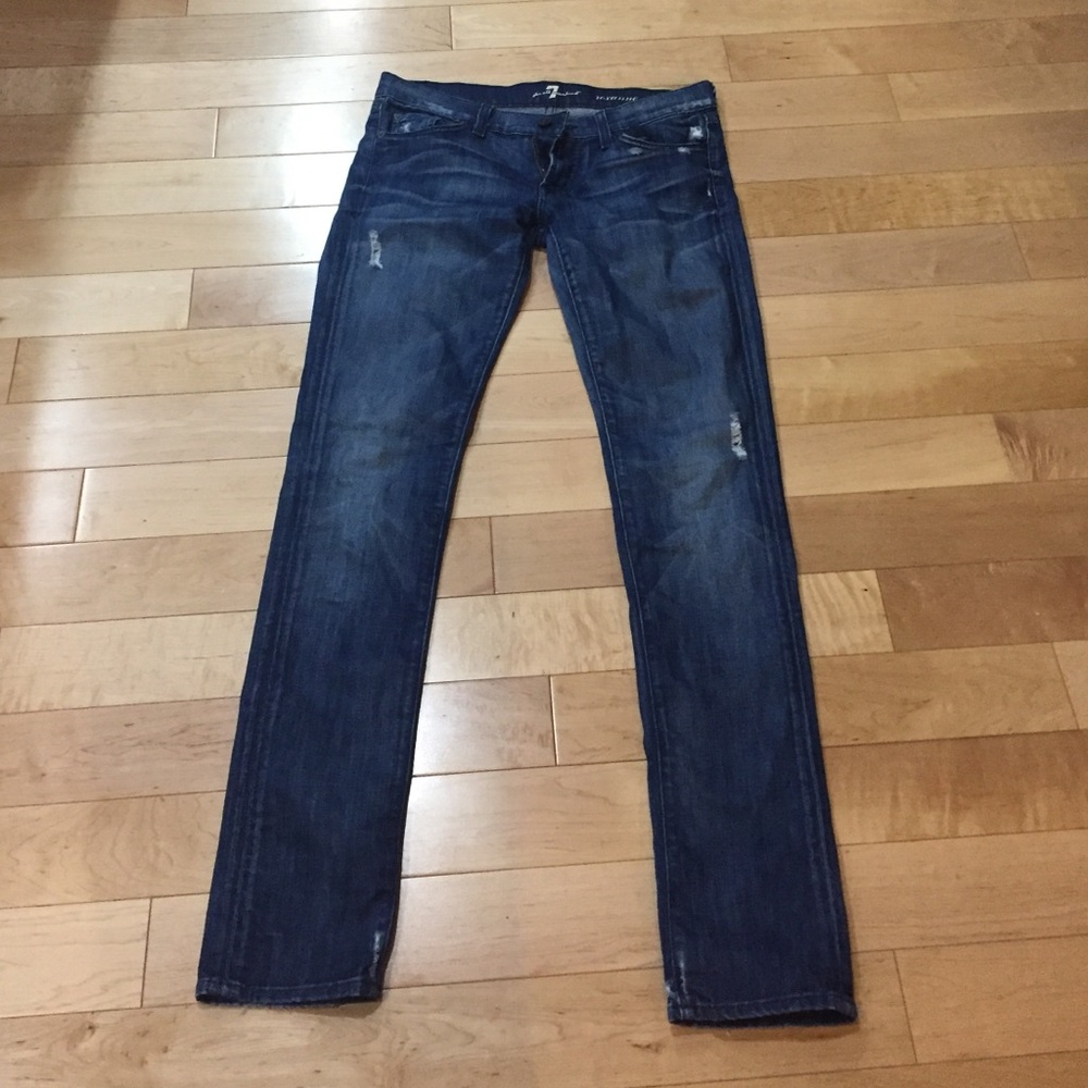 Perfectly distressed 7 for all mankind