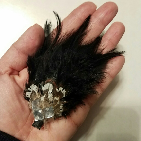 Accessories - Picture 4 of 4