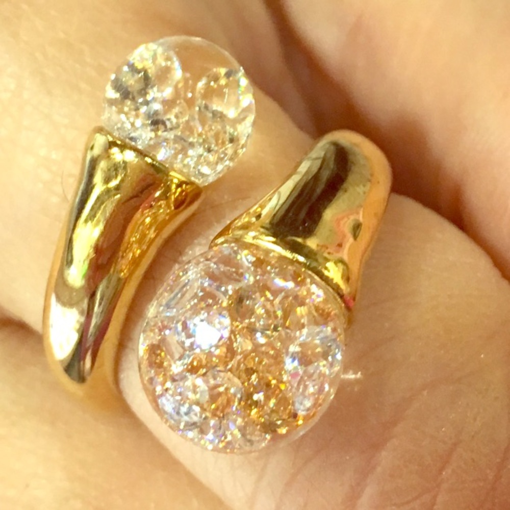 Ring Floating Jewelry