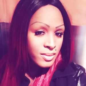 Meet your Posher, Angelique