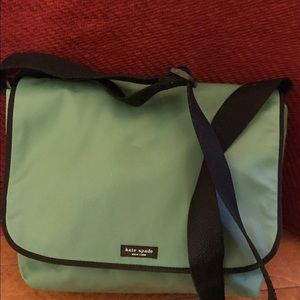 Kate Spade bag messenger bag in great condition.