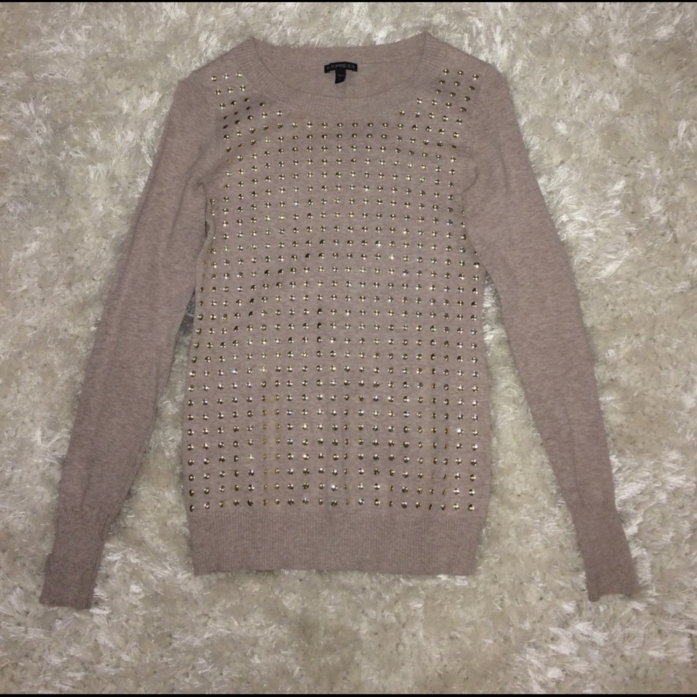 Fitted crew neck sweater with gold nailhead detail