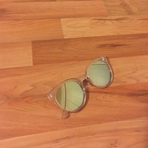 Quay Mirror Sunglasses