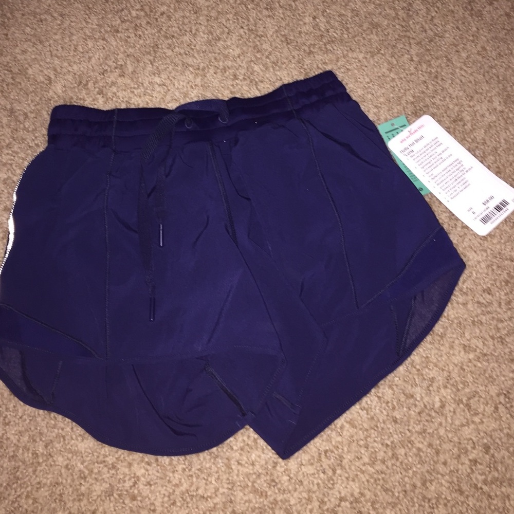 Lululemon "Hotty Hot Short *Long"