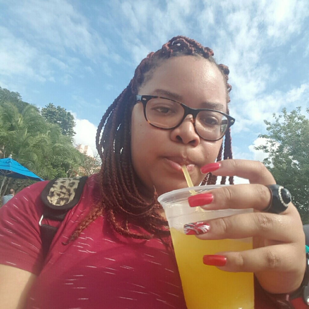 Meet your Posher, Miriam