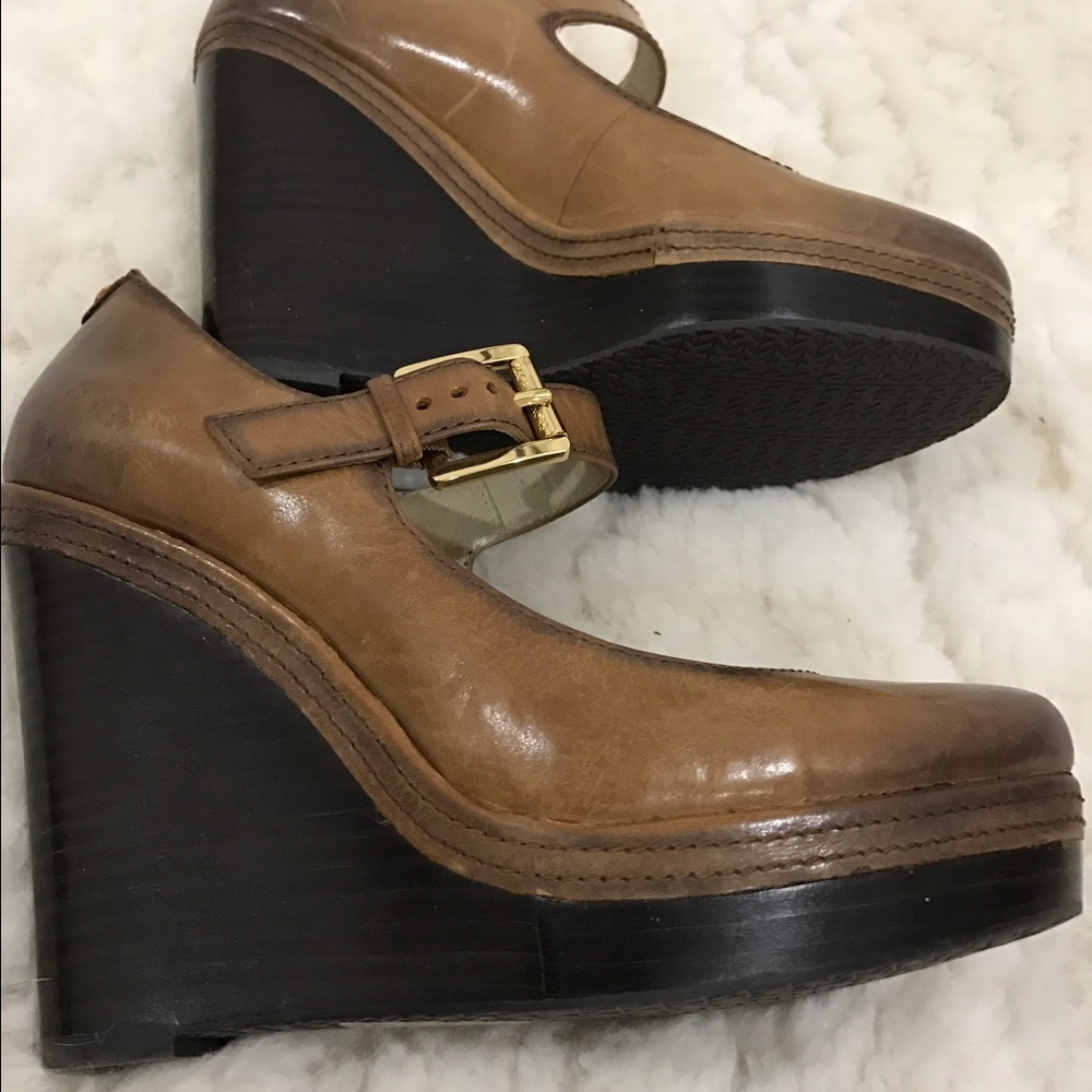 Michael Kors - Picture 2 of 4