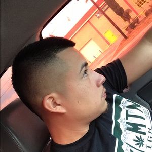 Meet your Posher, Luis