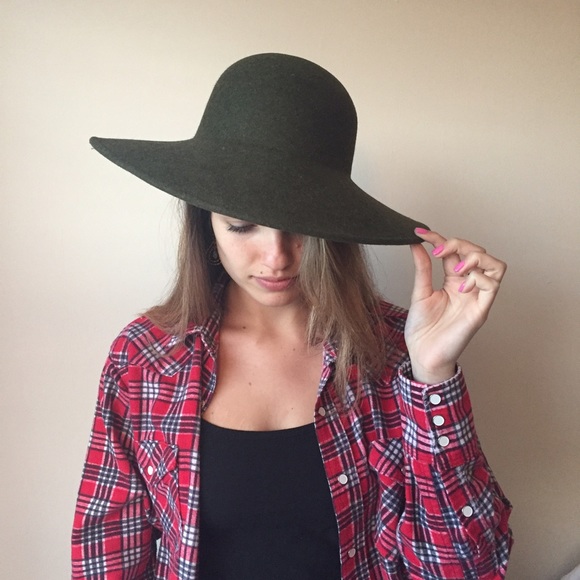 Set of two Vintage Wool Wide Brim Hats - Picture 2 of 4