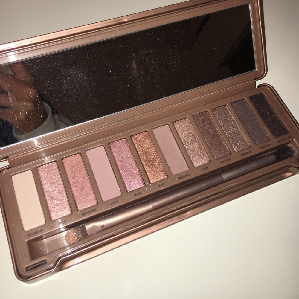 Urban Decay Naked 3