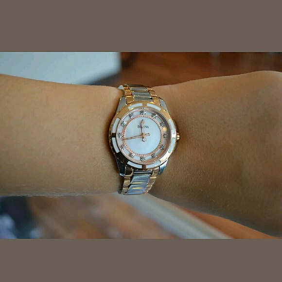 1 LEFT IN STOCK,NWT Bulova Women\'s Diamond rose