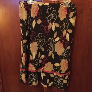 Ann Taylor black floral skirt