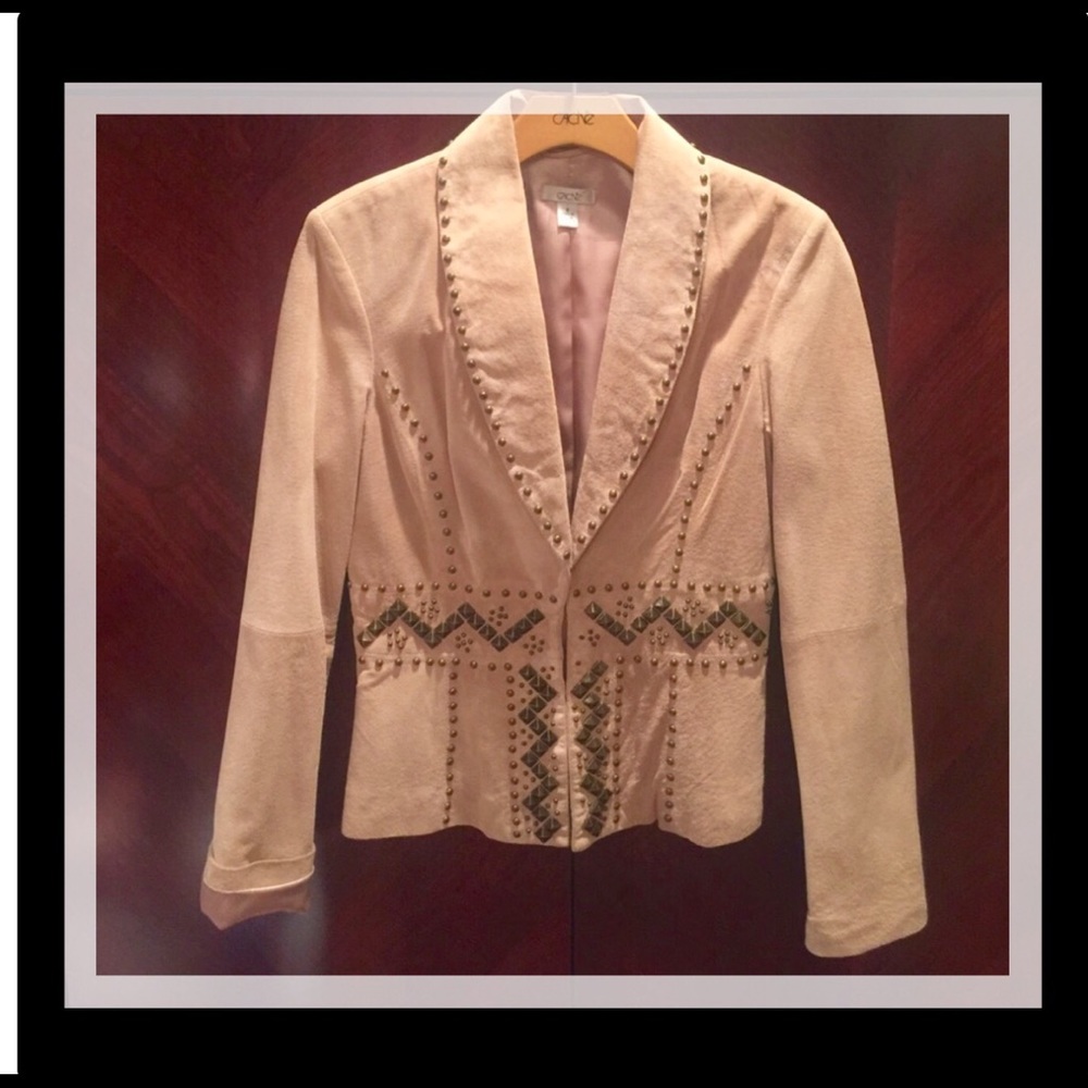 CACHE FUR/SUEDE JACKET/EMBELLISHED W/ BRONZE STUDS
