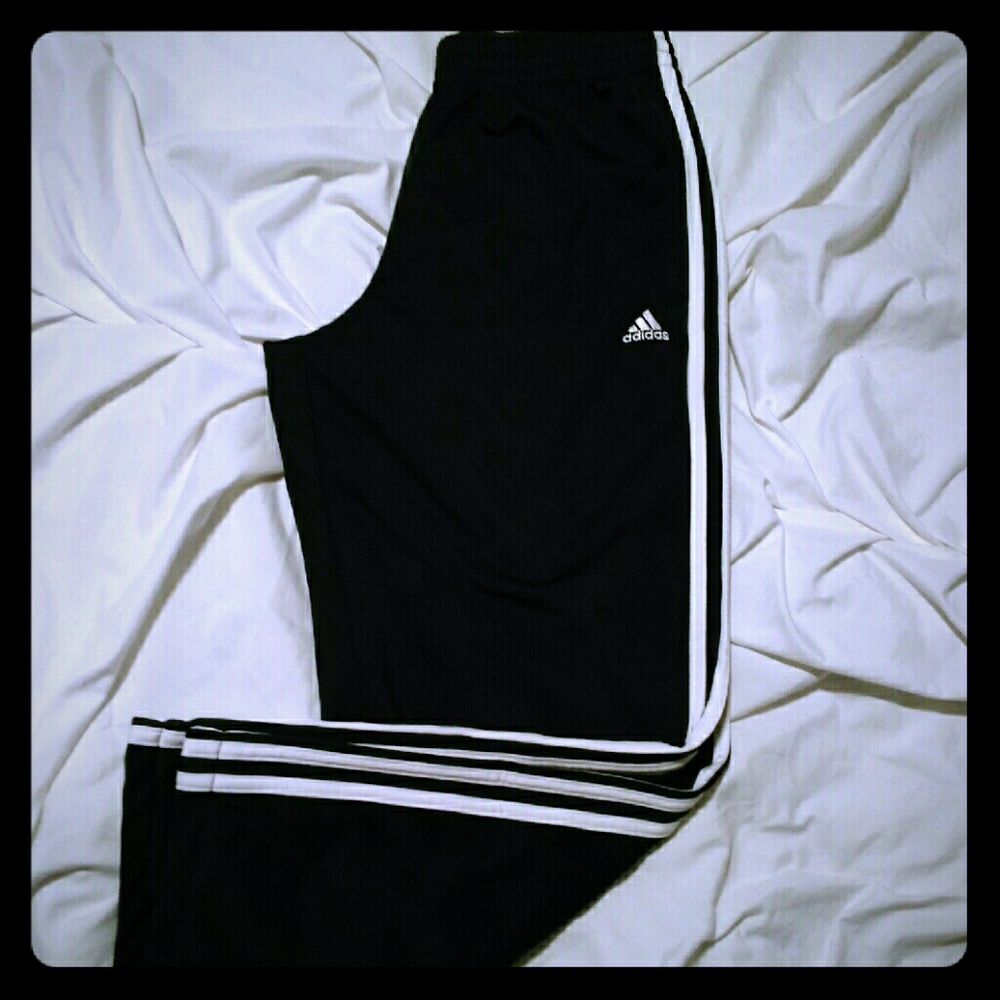Adidas sweatpants