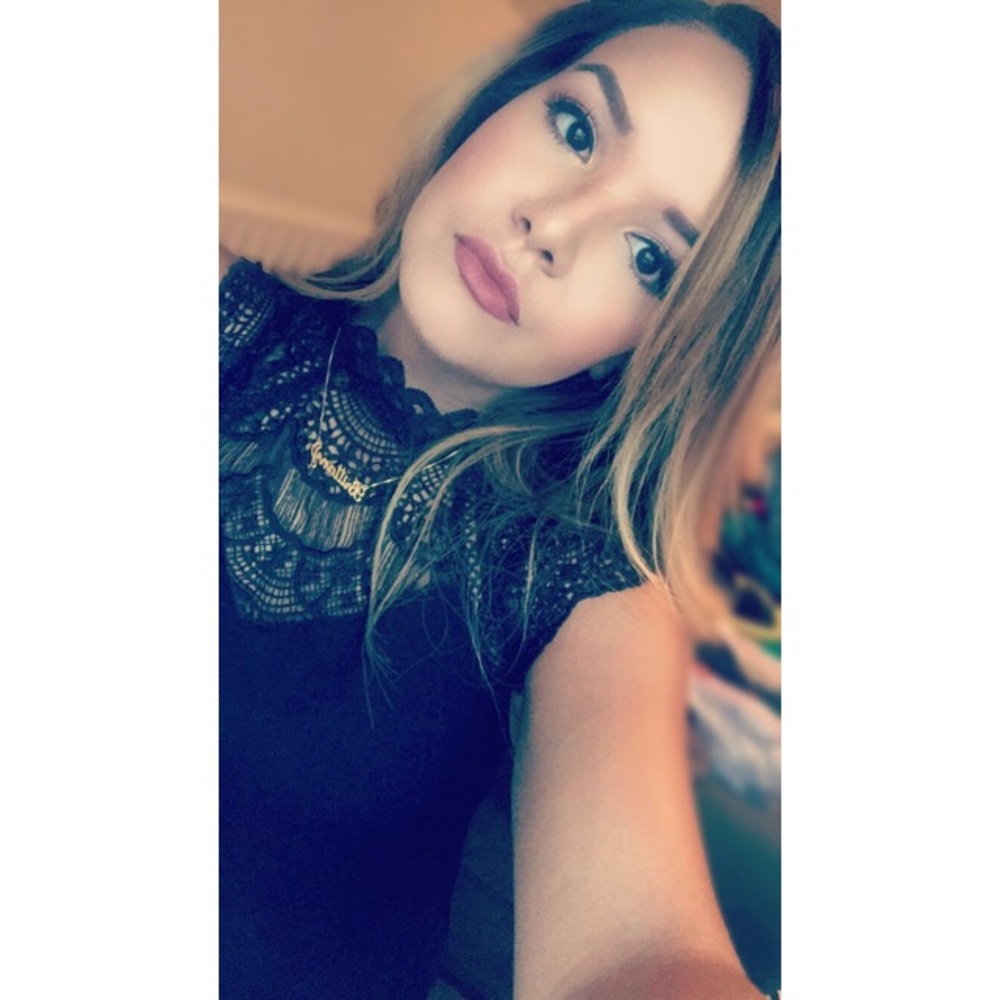 Meet your Posher, Brittany