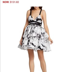 Meet your Posher, Joyce