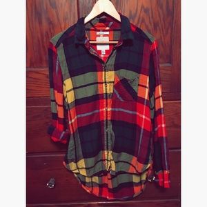 AE Multicolor Plaid Button-Up