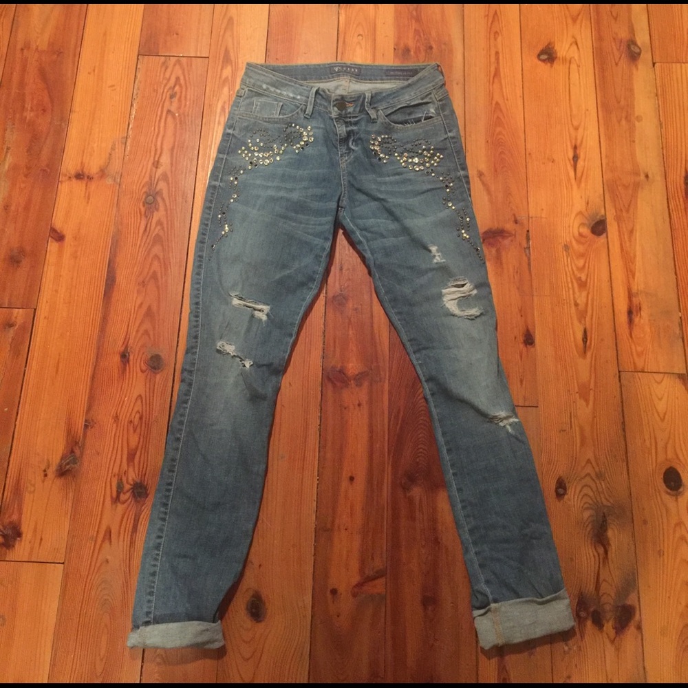NWOT Guess embellished Brittney Skinny jeans