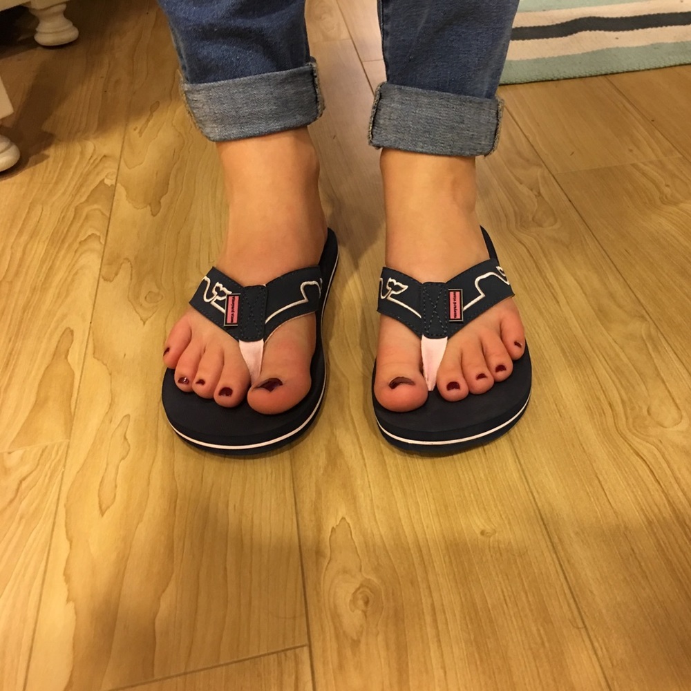 Vineyard Vines Sandals