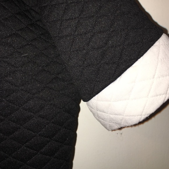 T Shirt - Picture 2 of 4