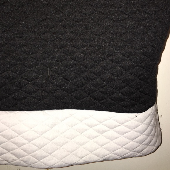 T Shirt - Picture 4 of 4