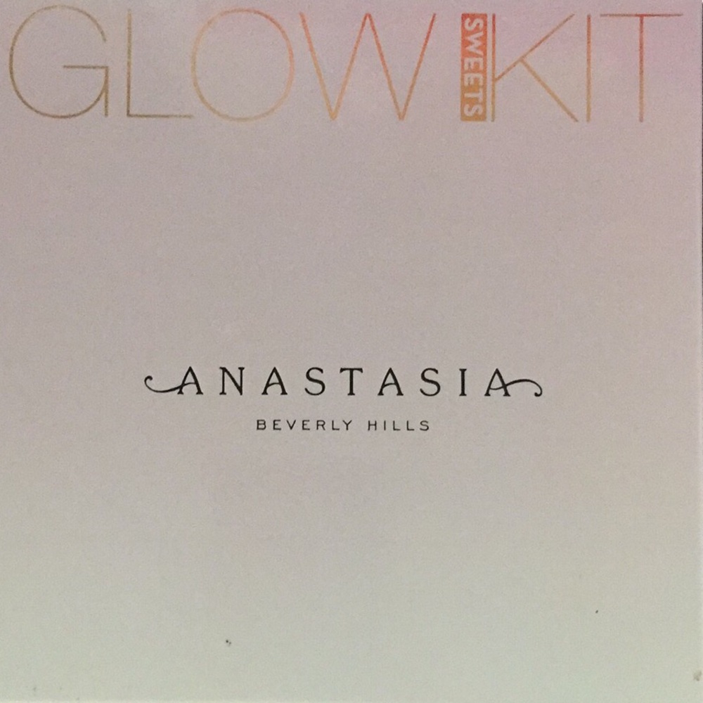 Anastasia Beverly Hills Glow kit