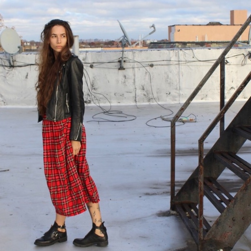 Grunge Knit Plaid Skirt