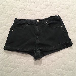 Black Forever 21 Shorts