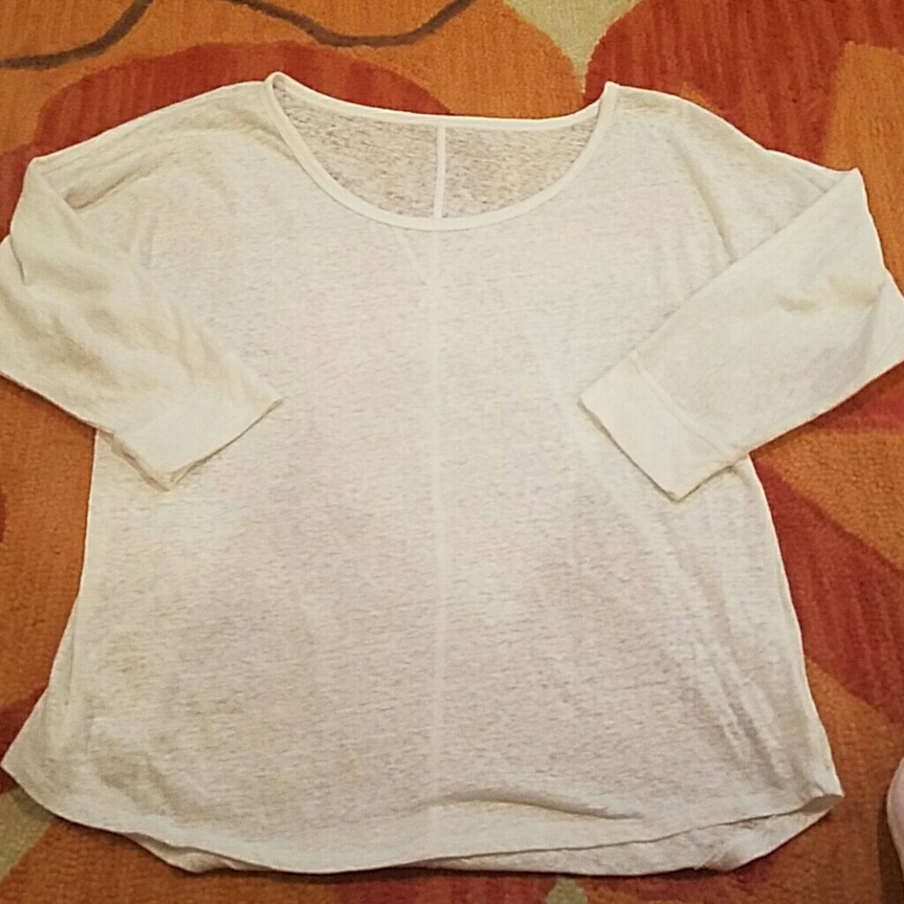 3/4 sleeve shirt
