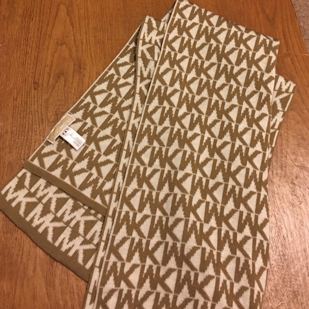 Michael Kors Scarf