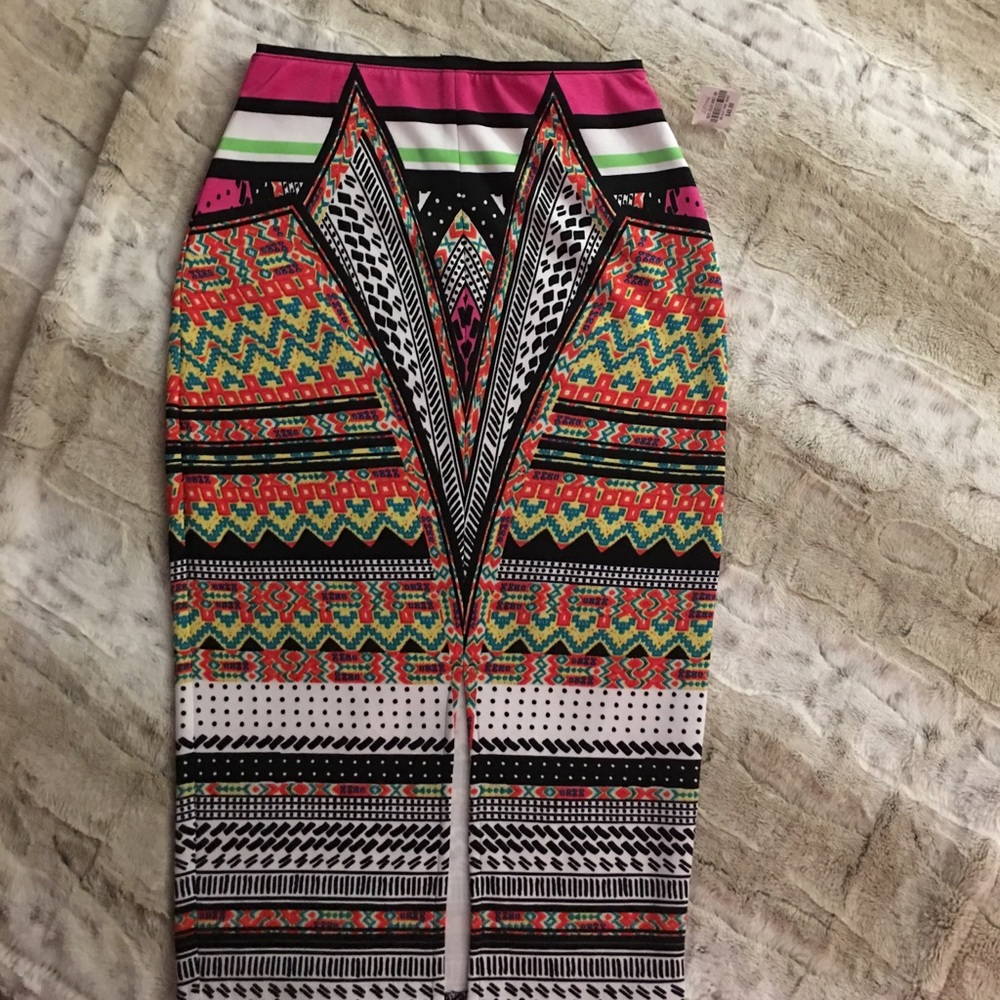 Skirt ! Funky print !