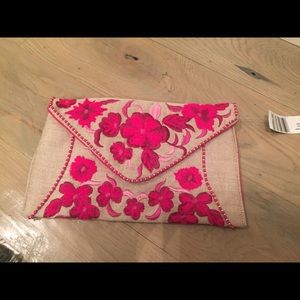 Flower clutch