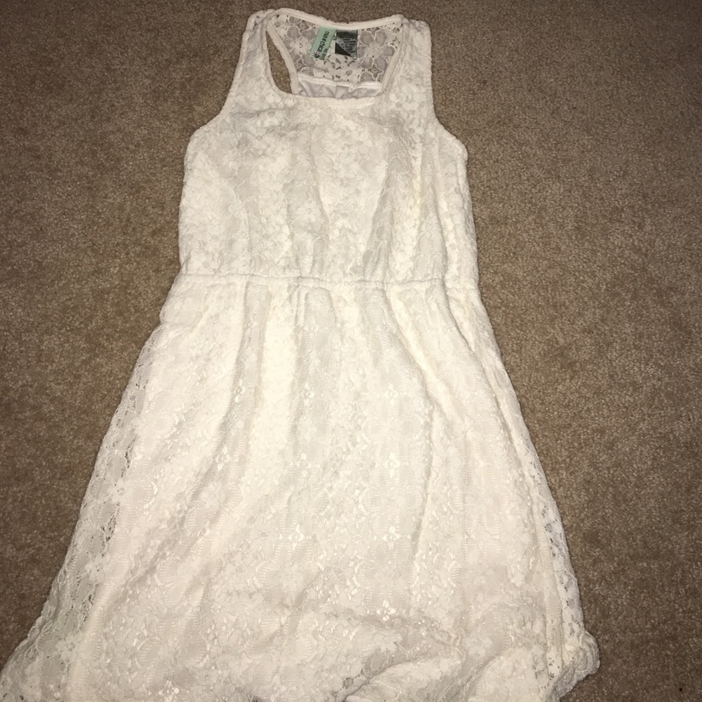 White sun dress kids XL tillys